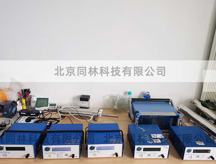 美國(guó)2B 106 臭氧檢測(cè)儀校準(zhǔn)現(xiàn)場(chǎng)